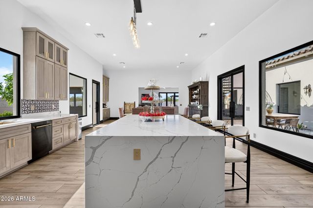 10864 W GOLDDUST Drive, Queen Creek, AZ 85144