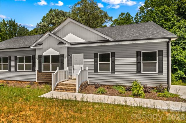630 Martin Luther King Jr Road, Mocksville, NC 27028