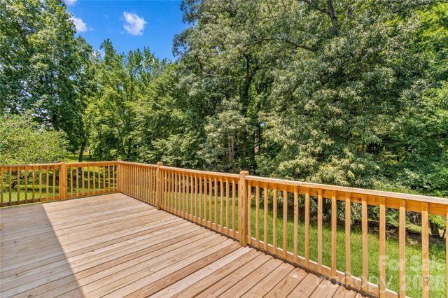 630 Martin Luther King Jr Road, Mocksville, NC 27028