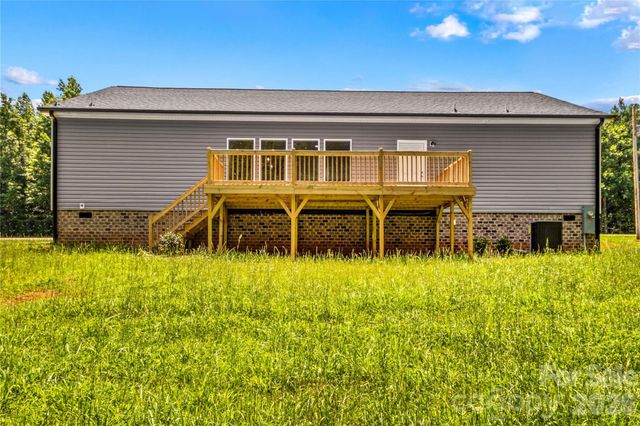 630 Martin Luther King Jr Road, Mocksville, NC 27028