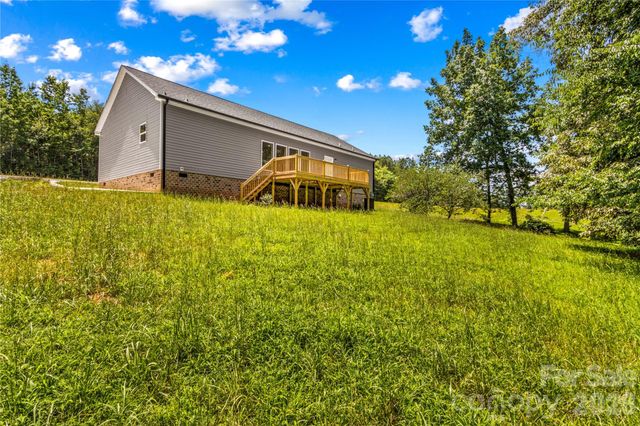 630 Martin Luther King Jr Road, Mocksville, NC 27028