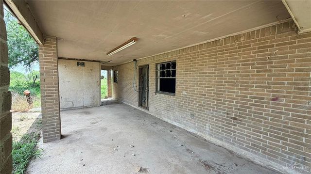 1524 W Hi Line Road, Pharr, TX 78577