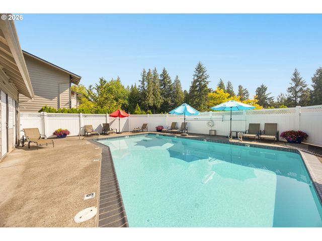 29750 Sw COURTSIDE Dr 5, Wilsonville, OR 97070