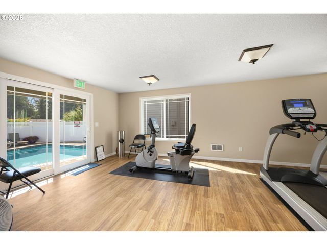29750 Sw COURTSIDE Dr 5, Wilsonville, OR 97070