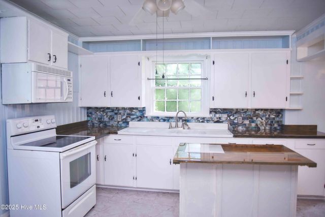 736 Cedarbrook Drive, Rocky Mount, NC 27803