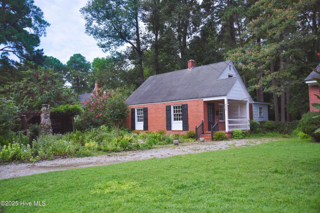 736 Cedarbrook Drive, Rocky Mount, NC 27803