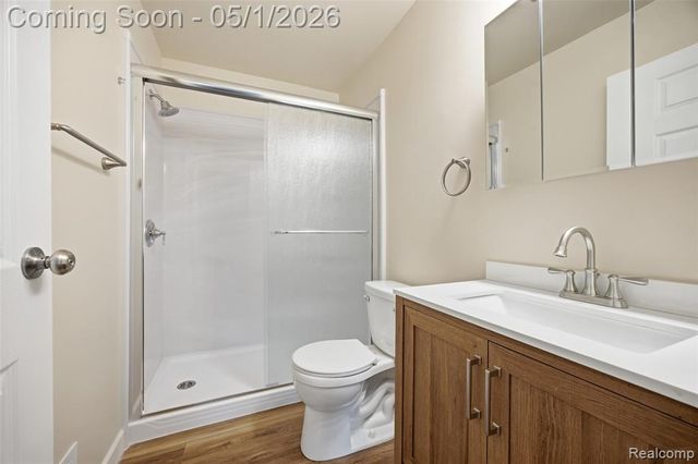 39826 Village Wood Circle, Novi, MI 48375