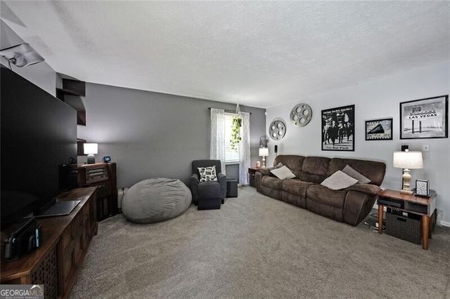 3289 Oak Drive, Lawrenceville, GA 30044