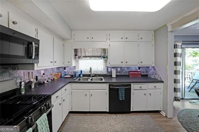 3289 Oak Drive, Lawrenceville, GA 30044