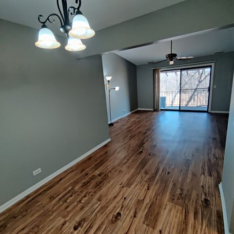 21W581 North Avenue 36, Lombard, IL 60148