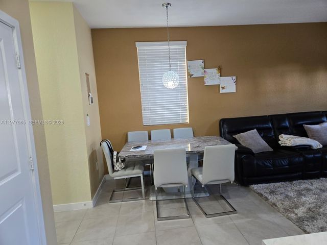 1166 SW 7th Ave, Florida City, FL 33034