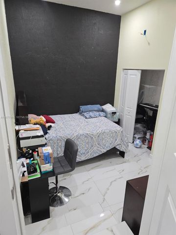 1166 SW 7th Ave, Florida City, FL 33034