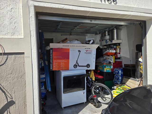 1166 SW 7th Ave, Florida City, FL 33034