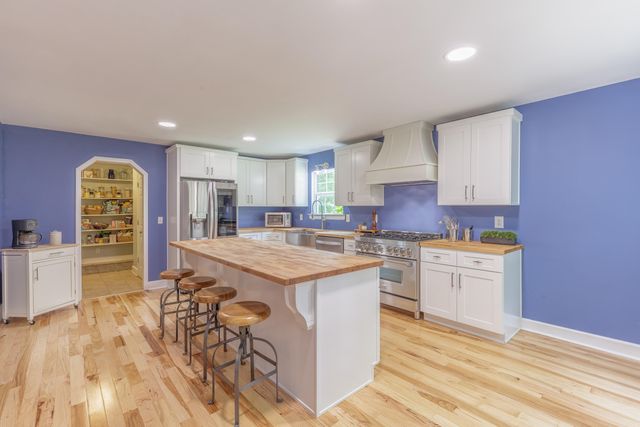 992 Hurricane Creek Road, Chattanooga, TN 37421