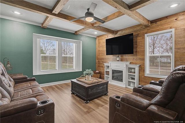 9109 Chickenfoot Road, Saint Pauls, NC 28384