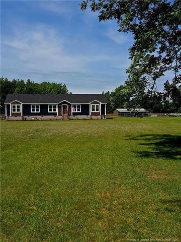 9109 Chickenfoot Road, Saint Pauls, NC 28384
