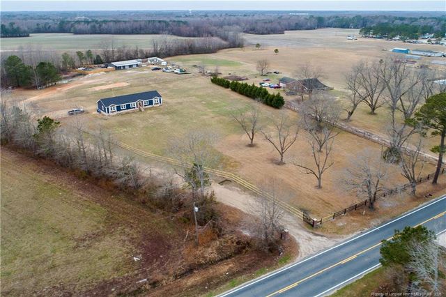 9109 Chickenfoot Road, Saint Pauls, NC 28384