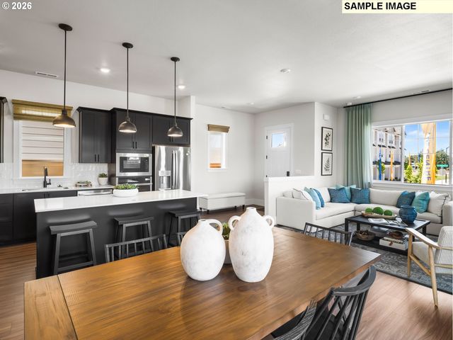 18095 Sw Hoover Ln, Beaverton, OR 97003