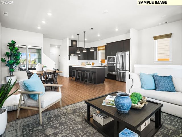 18095 Sw Hoover Ln, Beaverton, OR 97003