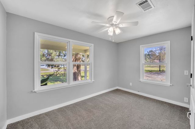 4255 W SH 323, Henderson, TX 75652