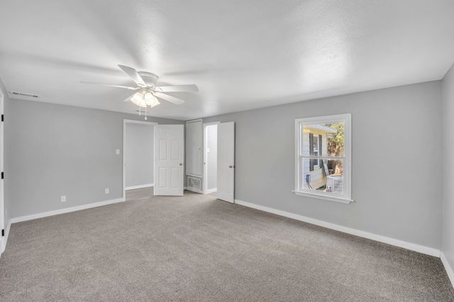 4255 W SH 323, Henderson, TX 75652