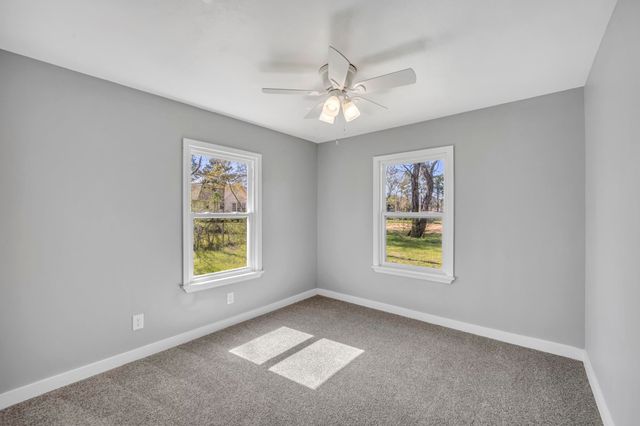 4255 W SH 323, Henderson, TX 75652