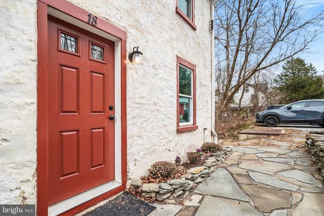 18 N BRANDYWINE AVE, Coatesville, PA 19320