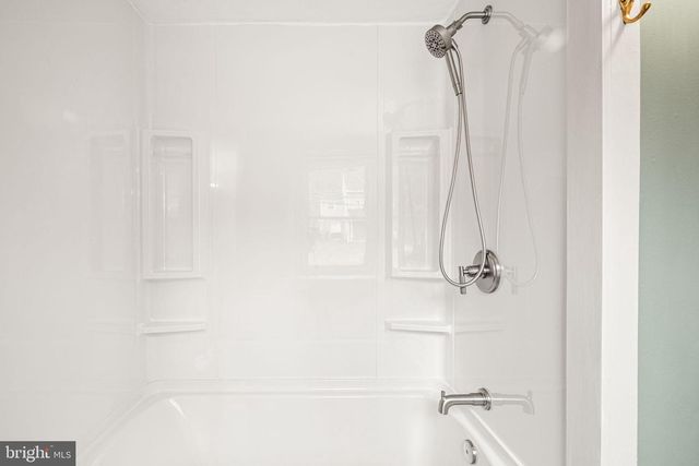 18 N BRANDYWINE AVE, Coatesville, PA 19320