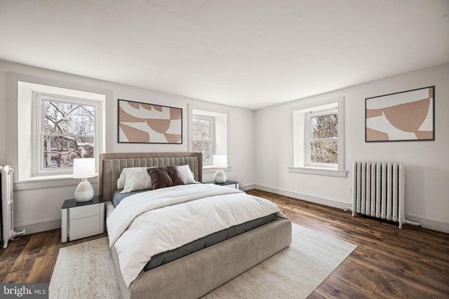 18 N BRANDYWINE AVE, Coatesville, PA 19320