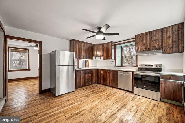 18 N BRANDYWINE AVE, Coatesville, PA 19320