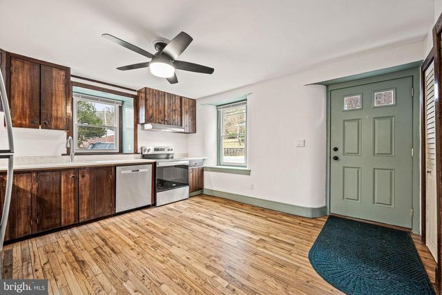 18 N BRANDYWINE AVE, Coatesville, PA 19320