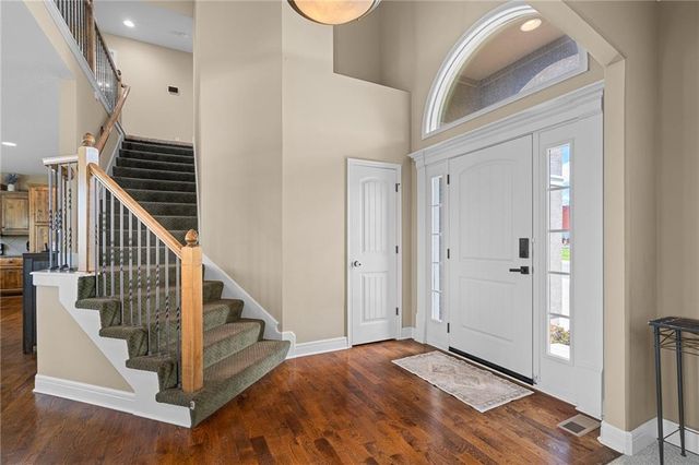 1518 Creekmoor Drive, Raymore, MO 64083