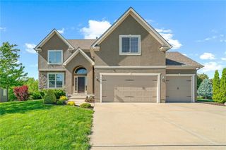 1518 Creekmoor Drive, Raymore, MO 64083