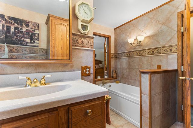 12431 Flintwood Street NW, Coon Rapids, MN 55448