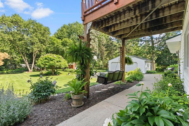 12431 Flintwood Street NW, Coon Rapids, MN 55448