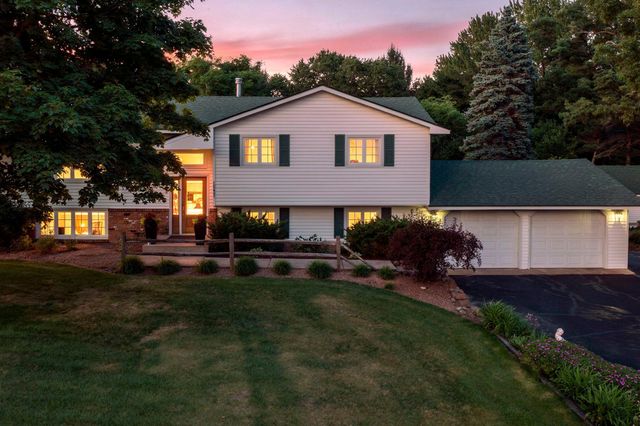 12431 Flintwood Street NW, Coon Rapids, MN 55448