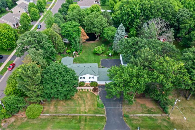 12431 Flintwood Street NW, Coon Rapids, MN 55448