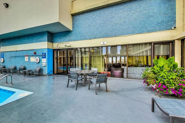 100 E Walton Street 42F, Chicago, IL 60611