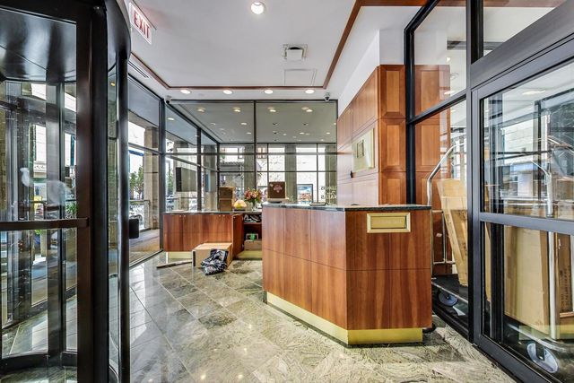 100 E Walton Street 42F, Chicago, IL 60611