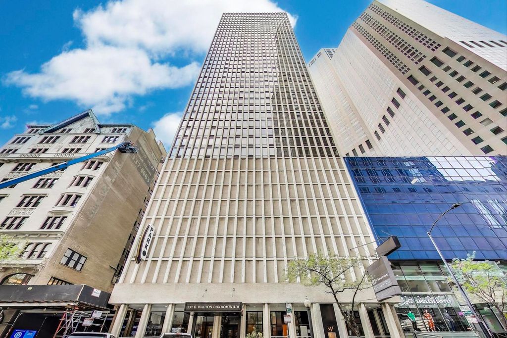 100 E Walton Street 42F, Chicago, IL 60611