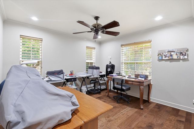 9229 Hub Clark Road, Pilot Point, TX 76258