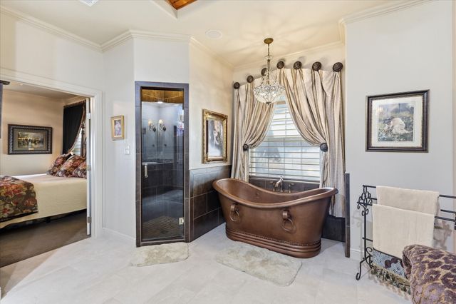 9229 Hub Clark Road, Pilot Point, TX 76258