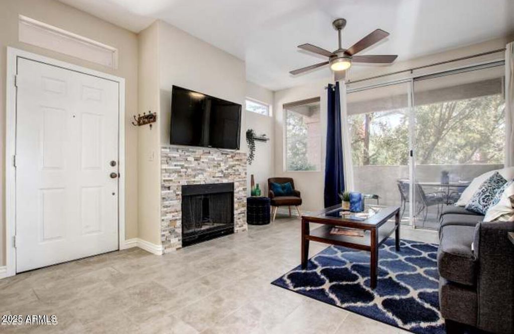 3830 E LAKEWOOD Parkway E 3014, Phoenix, AZ 85048