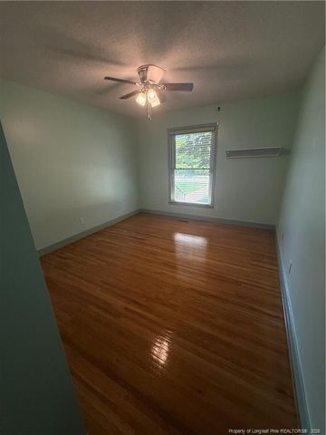 514 N Ballance Street, Saint Pauls, NC 28384