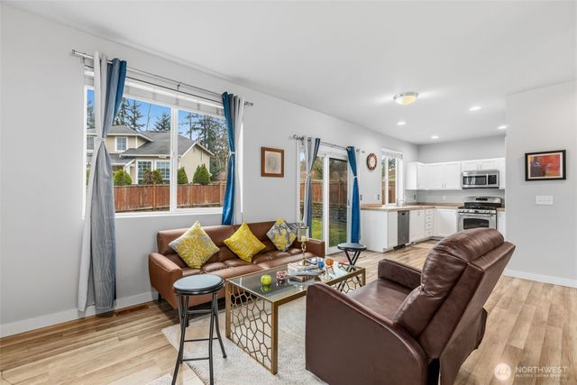 2722 67th Court SE, Auburn, WA 98092