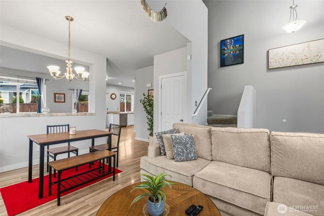 2722 67th Court SE, Auburn, WA 98092