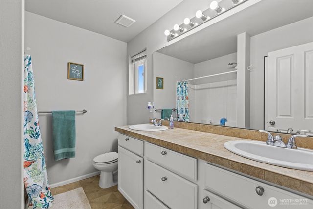 2722 67th Court SE, Auburn, WA 98092