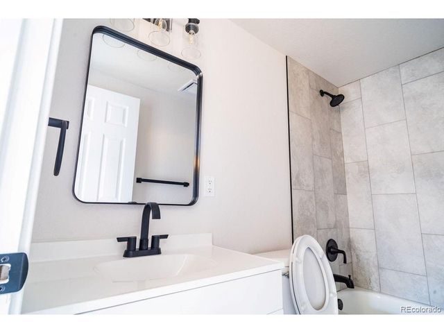 118 Yakima St, Lochbuie, CO 80603