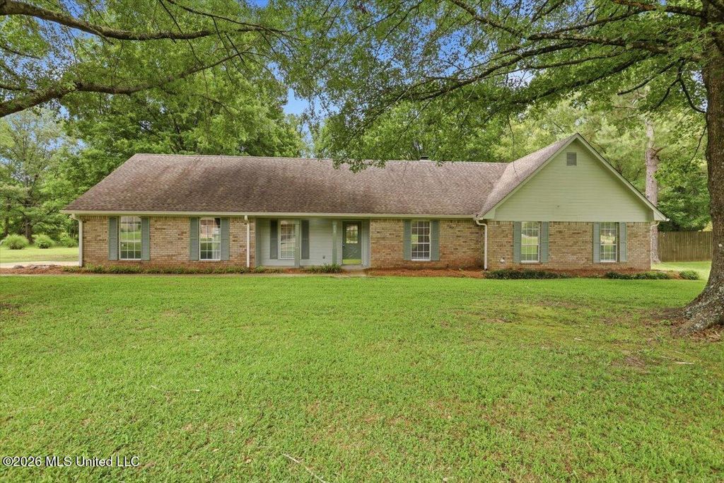 119 Falcon Ridge Drive, Raymond, MS 39154