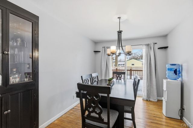 117 Saslon Park Drive, Salina, NY 13088